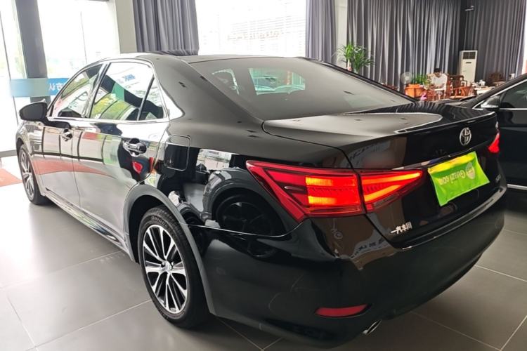 Used Toyota Crown 2018 2.0T Fashion Edition Rear Left 45 Deg
