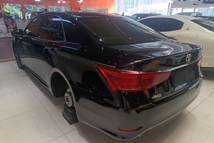 Used Toyota Crown 2018 2.0T Fashion Edition Rear Left 45 Deg