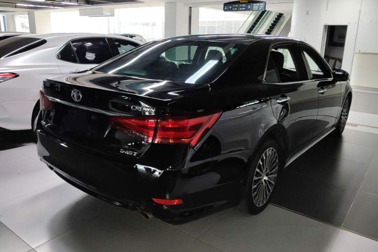 Used Toyota Crown 2018 2.0T Sport Edition Rear Right 45 Deg