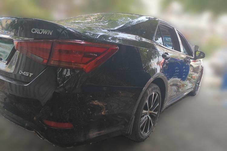 Used Toyota Crown 2018 2.0T Fashion Edition Rear Right 45 Deg