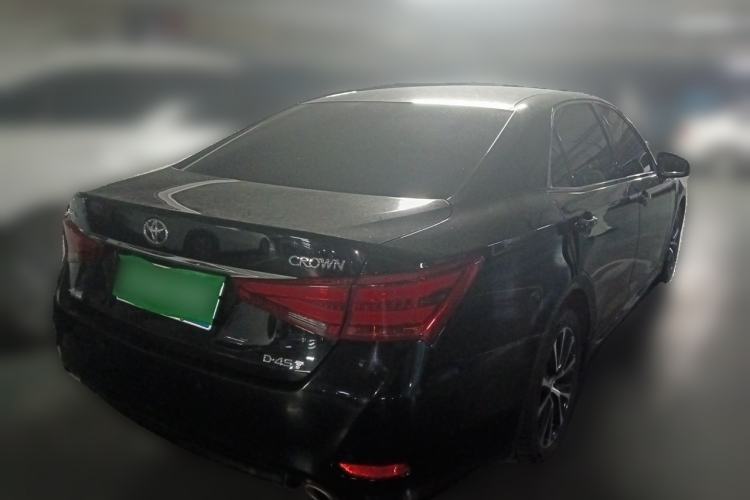 Used Toyota Crown 2018 2.0T Fashion Edition Rear Right 45 Deg
