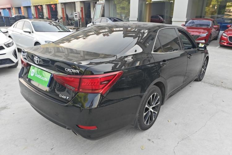 Used Toyota Crown 2018 2.0T Fashion Edition Rear Right 45 Deg