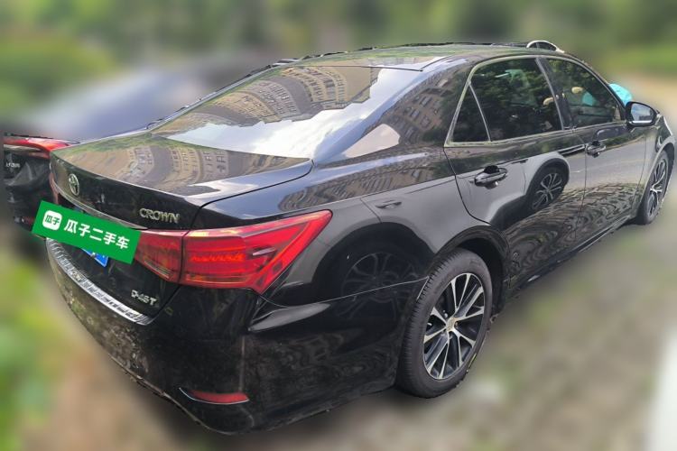 Used Toyota Crown 2018 2.0T Fashion Edition Rear Right 45 Deg