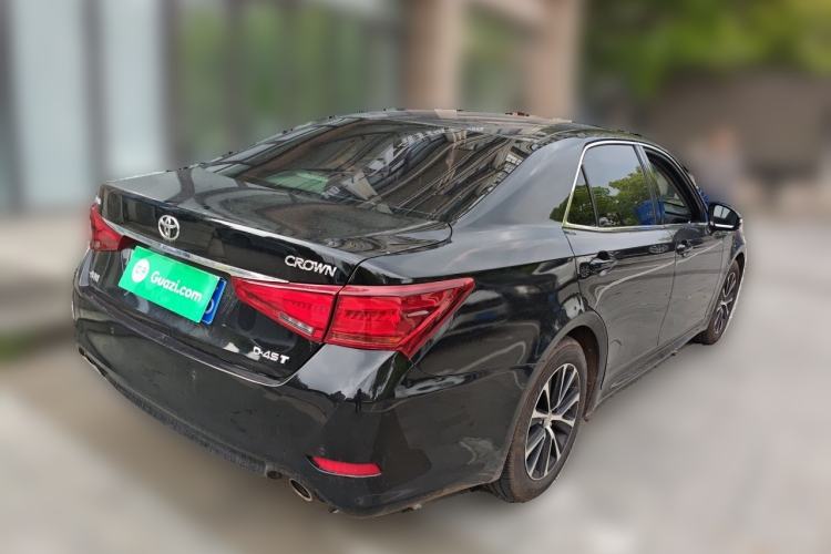 Used Toyota Crown 2018 2.0T Fashion Edition Rear Right 45 Deg