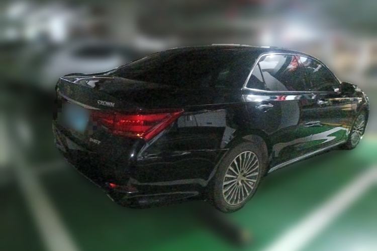 Used Toyota Crown 2018 2.0T Sport Edition Rear Right 45 Deg