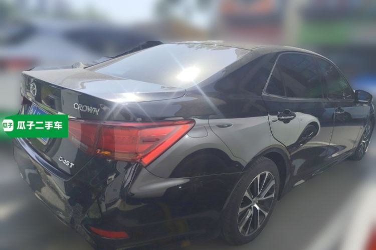 Used Toyota Crown 2018 2.0T Fashion Edition Rear Right 45 Deg
