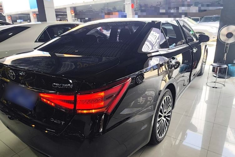 Used Toyota Crown 2018 2.0T Sport Edition Rear Right 45 Deg