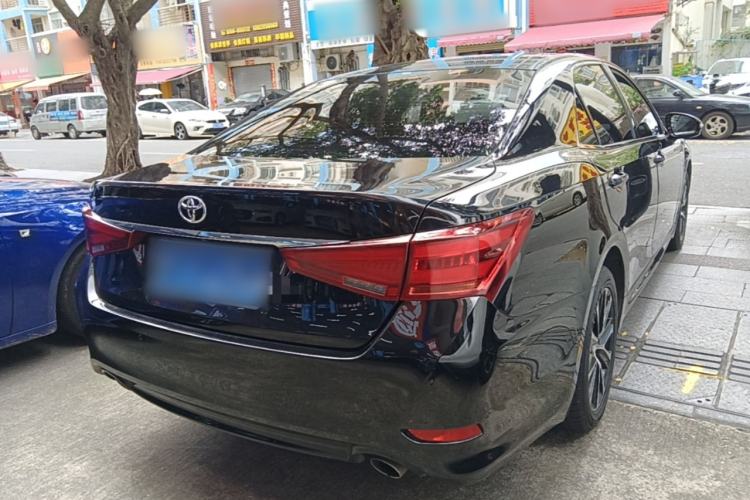 Used Toyota Crown 2018 2.0T Fashion Edition Rear Right 45 Deg