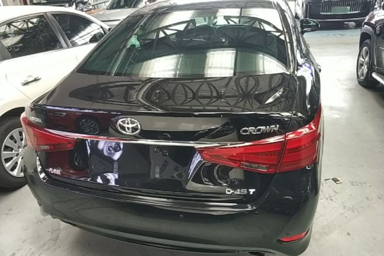 Used Toyota Crown 2018 2.0T Fashion Edition Rear
