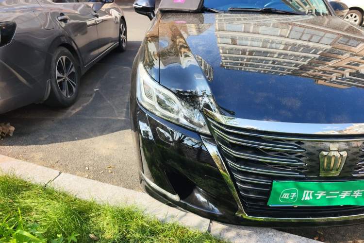 Used Toyota Crown 2018 2.0T Fashion Edition Right Front Headlight