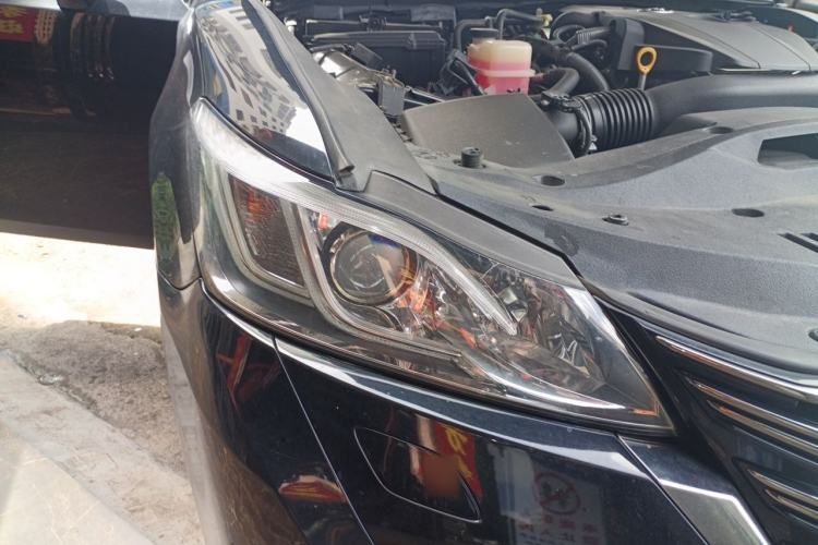 Used Toyota Crown 2018 2.0T Fashion Edition Right Front Headlight