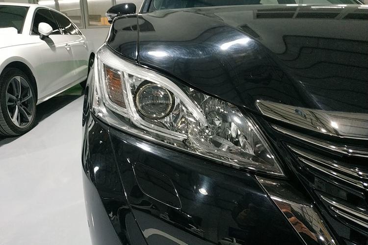 Used Toyota Crown 2018 2.0T Sport Edition Right Front Headlight