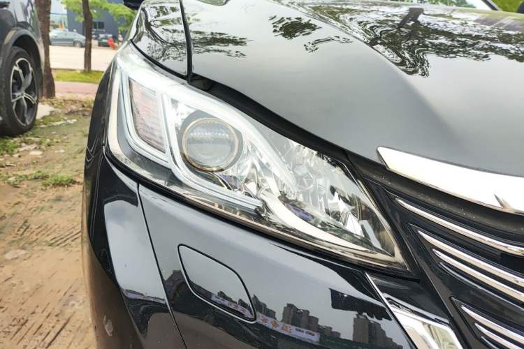 Used Toyota Crown 2018 2.0T Sport Edition Right Front Headlight