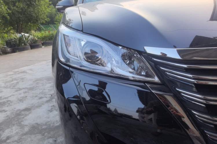 Used Toyota Crown 2018 2.0T Fashion Edition Right Front Headlight