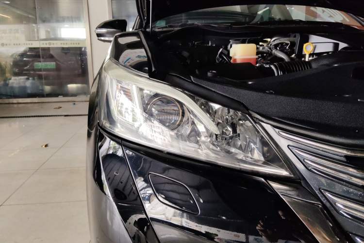 Used Toyota Crown 2018 2.0T Sport Edition Right Front Headlight