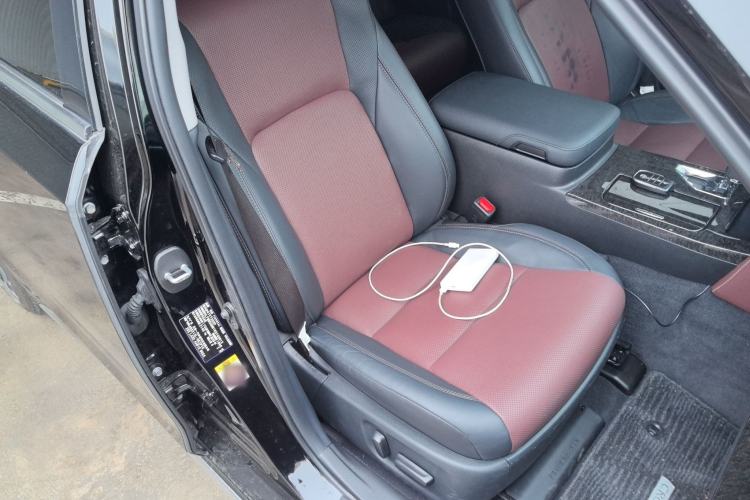 Used Toyota Crown 2018 2.0T Sport Edition Right Front Seat