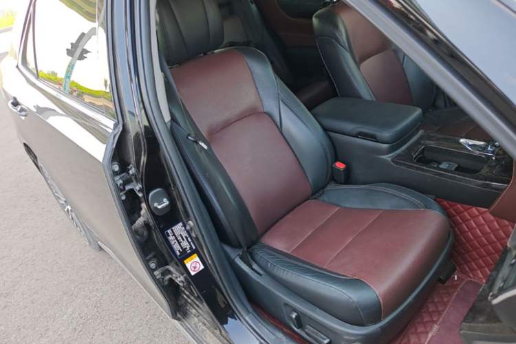 Used Toyota Crown 2018 2.0T Sport Edition Right Front Seat