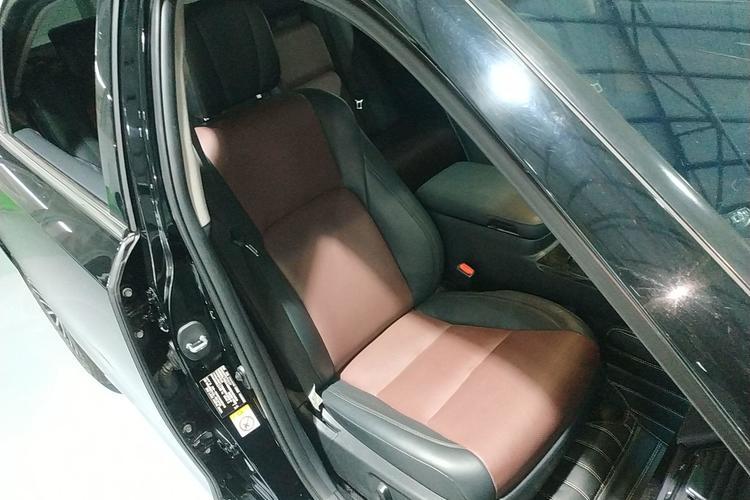 Used Toyota Crown 2018 2.0T Sport Edition Right Front Seat