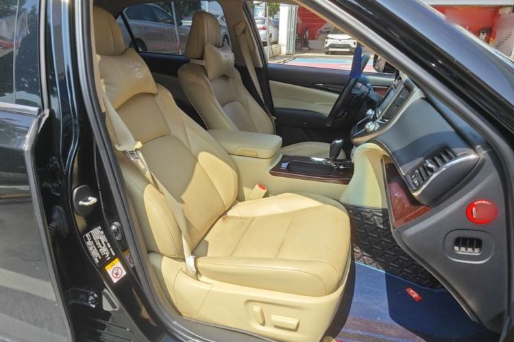 Used Toyota Crown 2018 2.0T Fashion Edition Right Front Seat