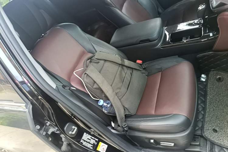 Used Toyota Crown 2018 2.0T Sport Edition Right Front Seat