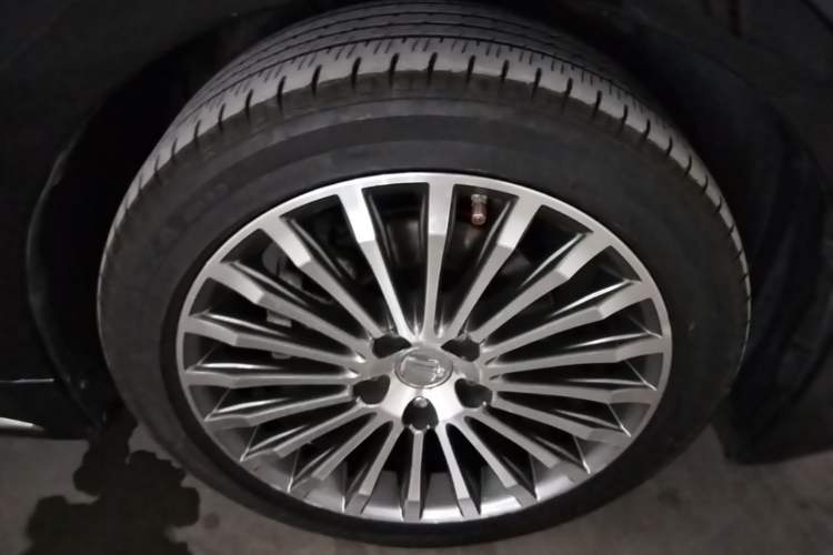 Used Toyota Crown 2018 2.0T Sport Edition Right Front Wheel Hub