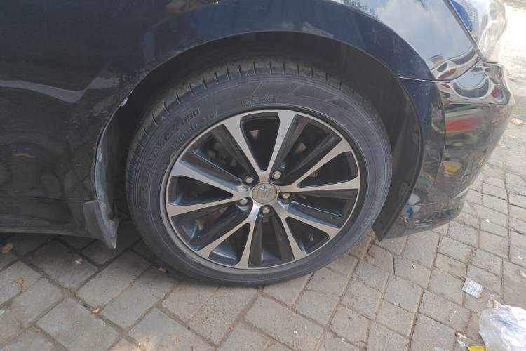 Used Toyota Crown 2018 2.0T Fashion Edition Right Front Wheel Hub