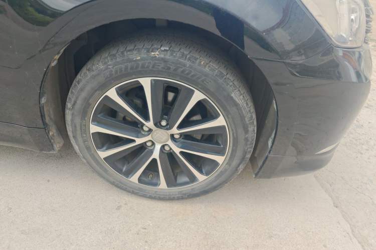 Used Toyota Crown 2018 2.0T Fashion Edition Right Front Wheel Hub