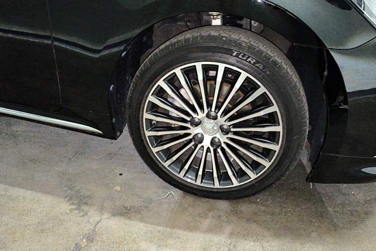 Used Toyota Crown 2018 2.0T Sport Edition Right Front Wheel Hub