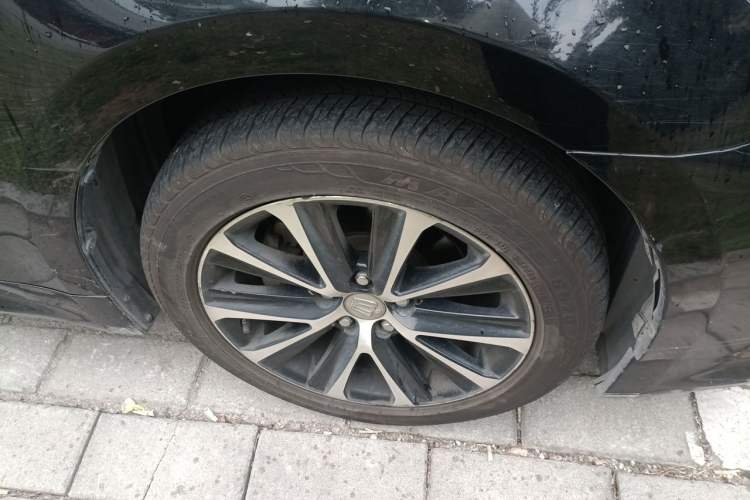 Used Toyota Crown 2018 2.0T Fashion Edition Right Front Wheel Hub