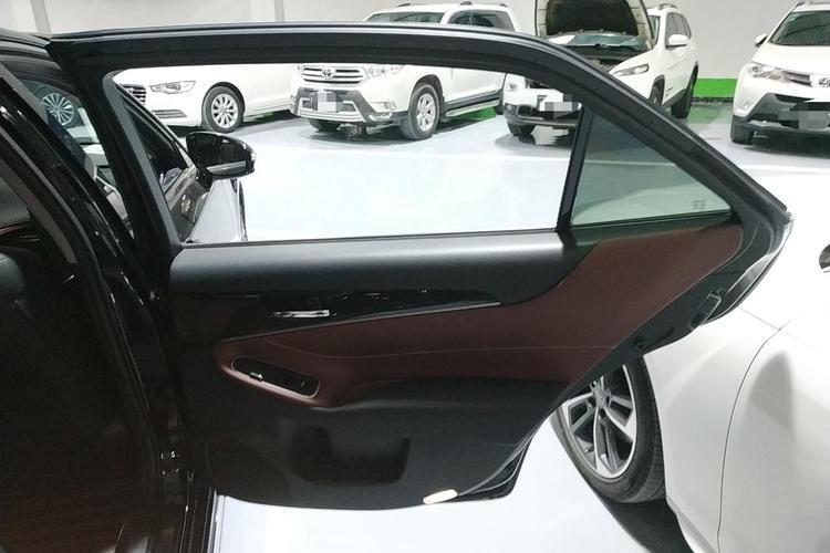 Used Toyota Crown 2018 2.0T Sport Edition Right Rear Door Interior