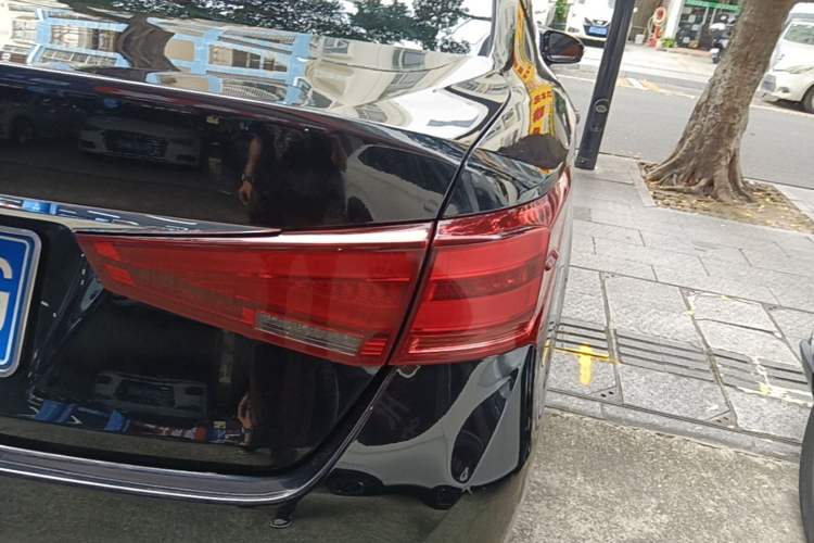 Used Toyota Crown 2018 2.0T Fashion Edition Right Rear Taillight