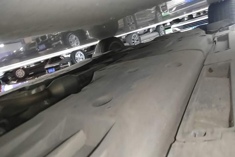 Used Toyota Crown 2018 2.0T Sport Edition Right Side Sill