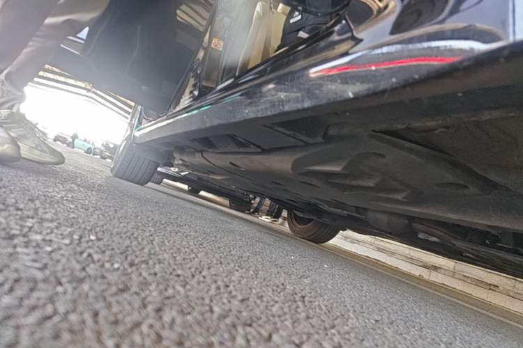 Used Toyota Crown 2018 2.0T Fashion Edition Right Side Sill