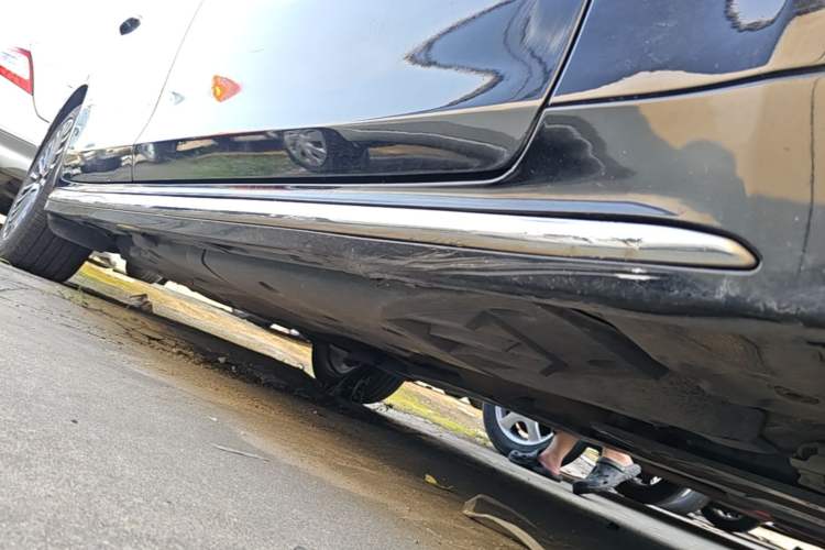 Used Toyota Crown 2018 2.0T Sport Edition Right Side Sill