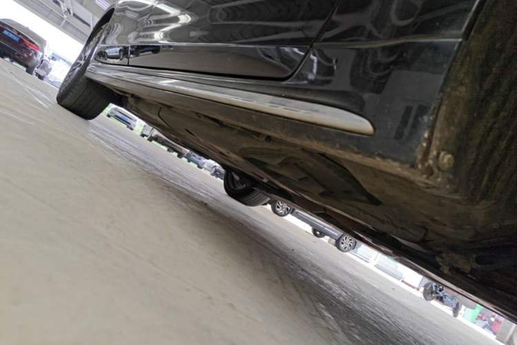 Used Toyota Crown 2018 2.0T Sport Edition Right Side Sill
