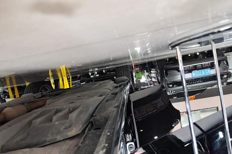 Used Toyota Crown 2018 2.0T Sport Edition Right Side Sill
