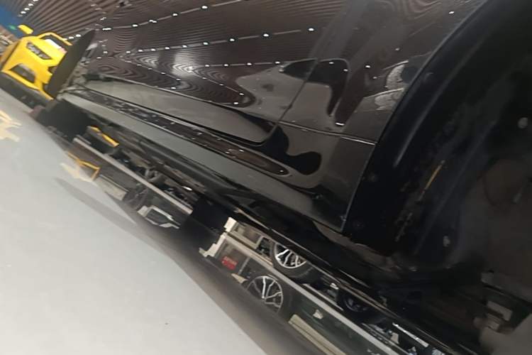 Used Toyota Crown 2018 2.0T Fashion Edition Right Side Sill