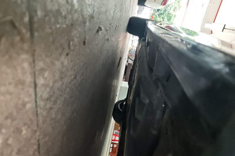 Used Toyota Crown 2018 2.0T Sport Edition Right Side Sill