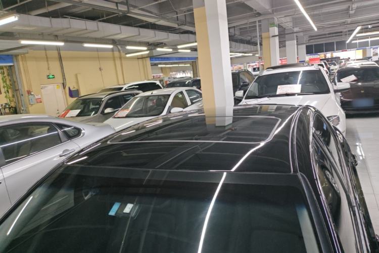 Used Toyota Crown 2018 2.0T Fashion Edition Roof