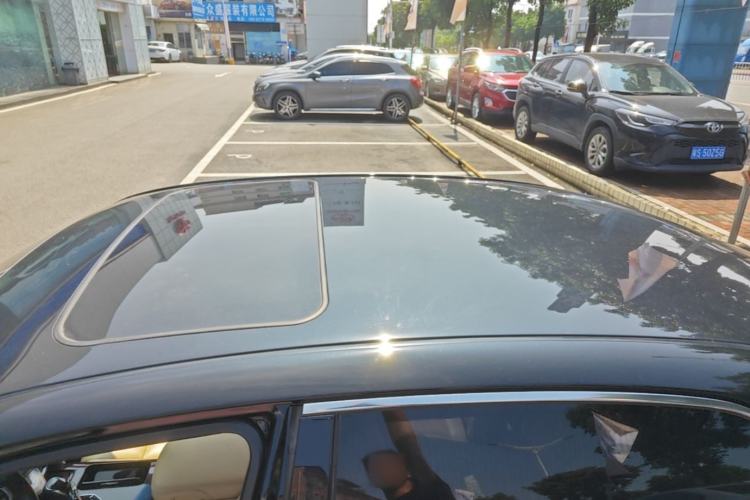Used Toyota Crown 2018 2.0T Fashion Edition Roof