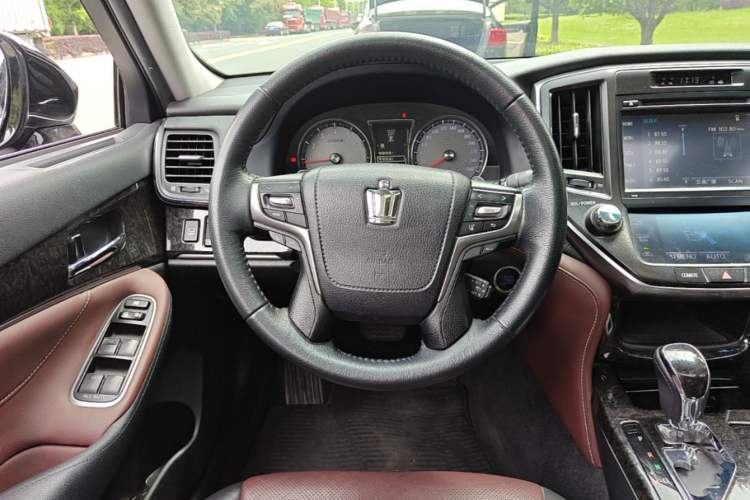 Used Toyota Crown 2018 2.0T Sport Edition Steering Wheel