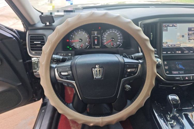 Used Toyota Crown 2018 2.0T Premium Edition Steering Wheel