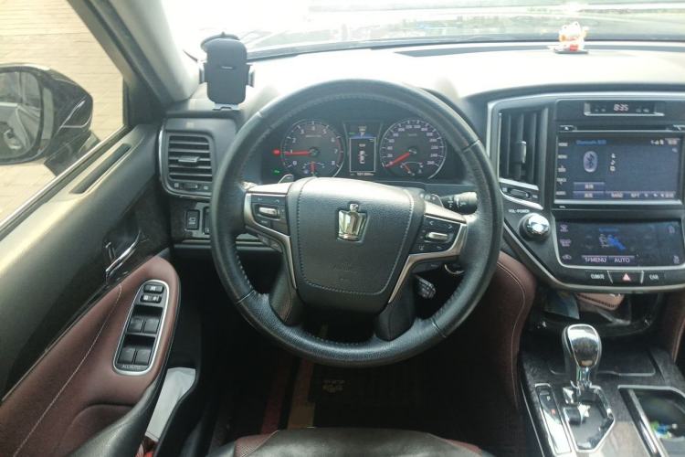 Used Toyota Crown 2018 2.0T Sport Edition Steering Wheel