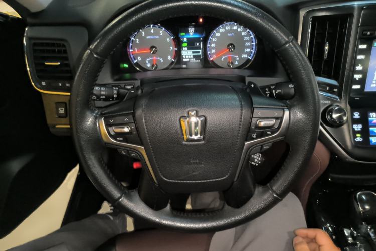Used Toyota Crown 2018 2.0T Sport Edition Steering Wheel