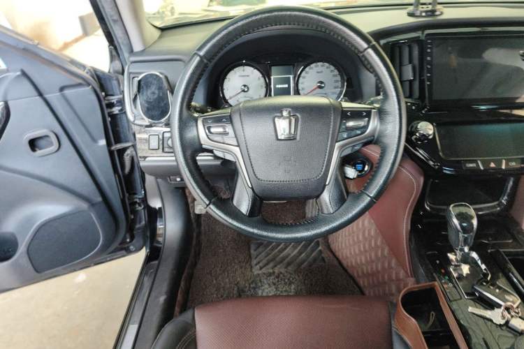Used Toyota Crown 2018 2.0T Sport Edition Steering Wheel