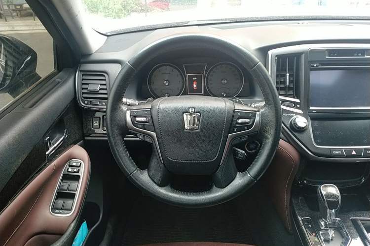 Used Toyota Crown 2018 2.0T Sport Edition Steering Wheel