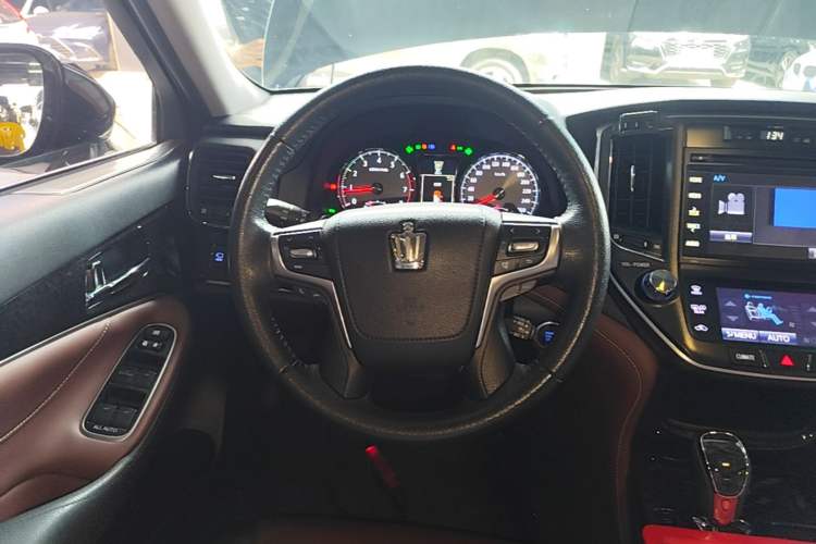 Used Toyota Crown 2018 2.0T Sport Edition Steering Wheel