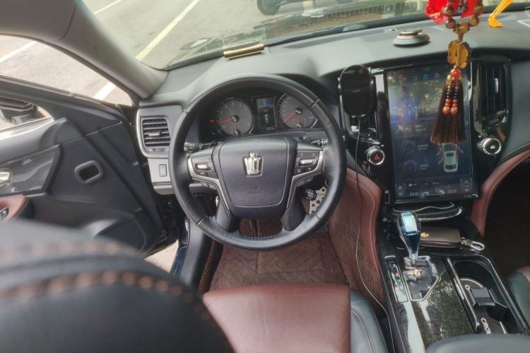 Used Toyota Crown 2018 2.0T Sport Edition Steering Wheel