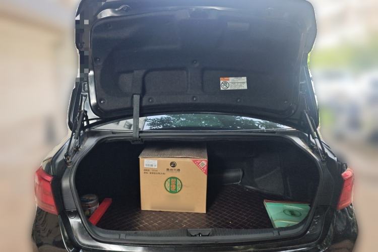 Used Toyota Crown 2018 2.0T Premium Edition Trunk