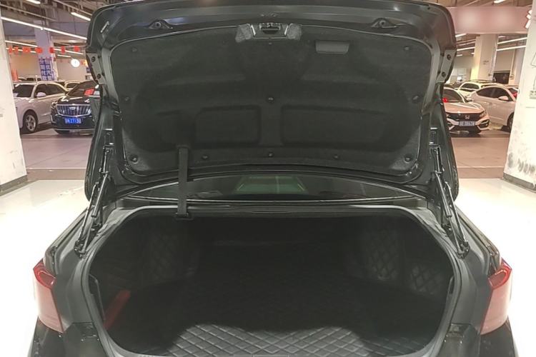 Used Toyota Crown 2018 2.0T Sport Edition Trunk